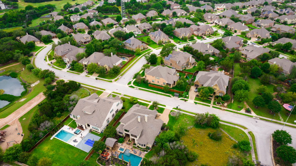A Guide to Gated Communities in Southern California