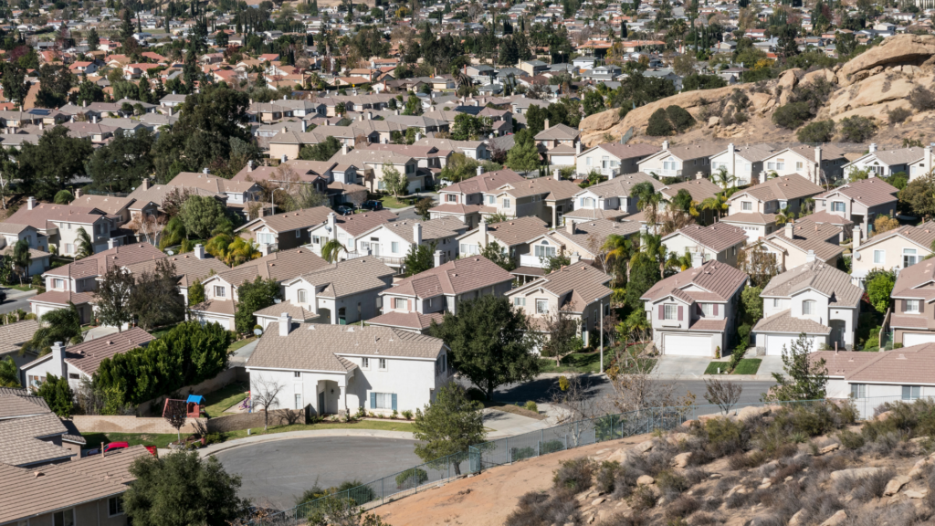 A Guide to Gated Communities in Southern California