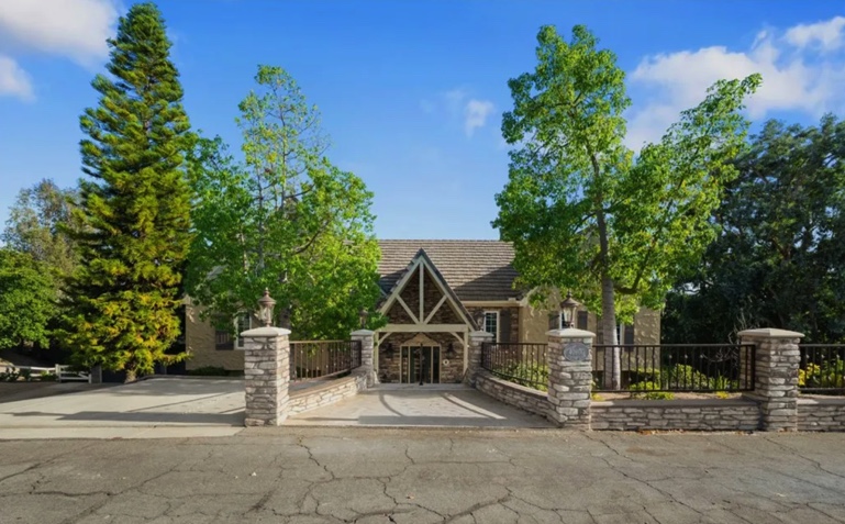Luxury Backyard Morgan Hill, Temecula Ca