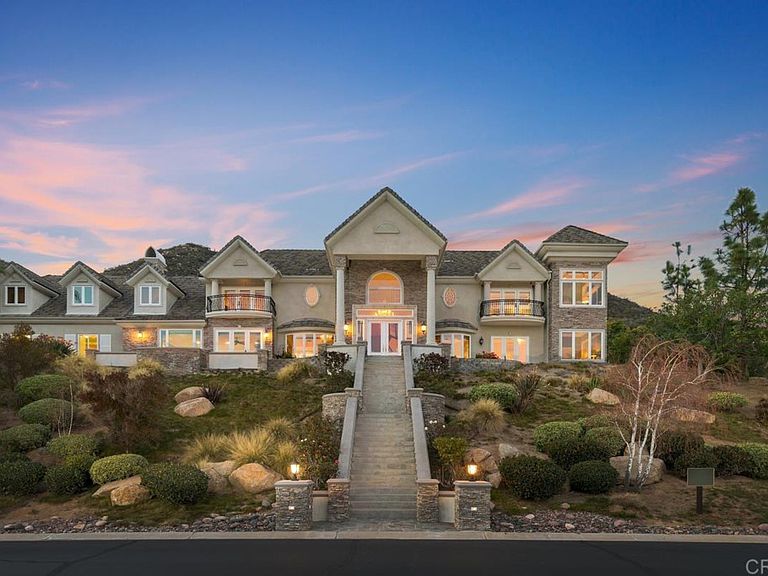 2 Story Upscale Home Morgan Hill Temecula Ca 